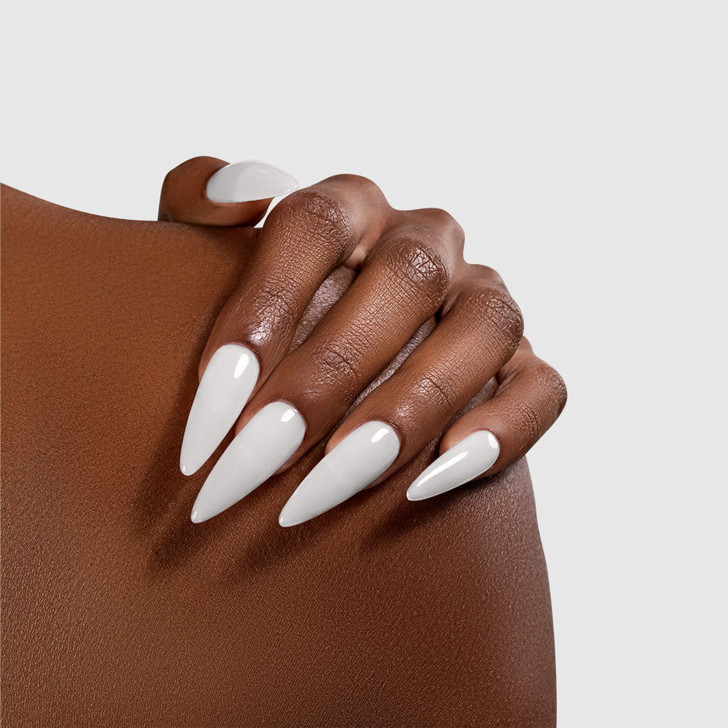 Chaun Legend Gel Polish Lactose Intolerant (LG-5001) — swatch