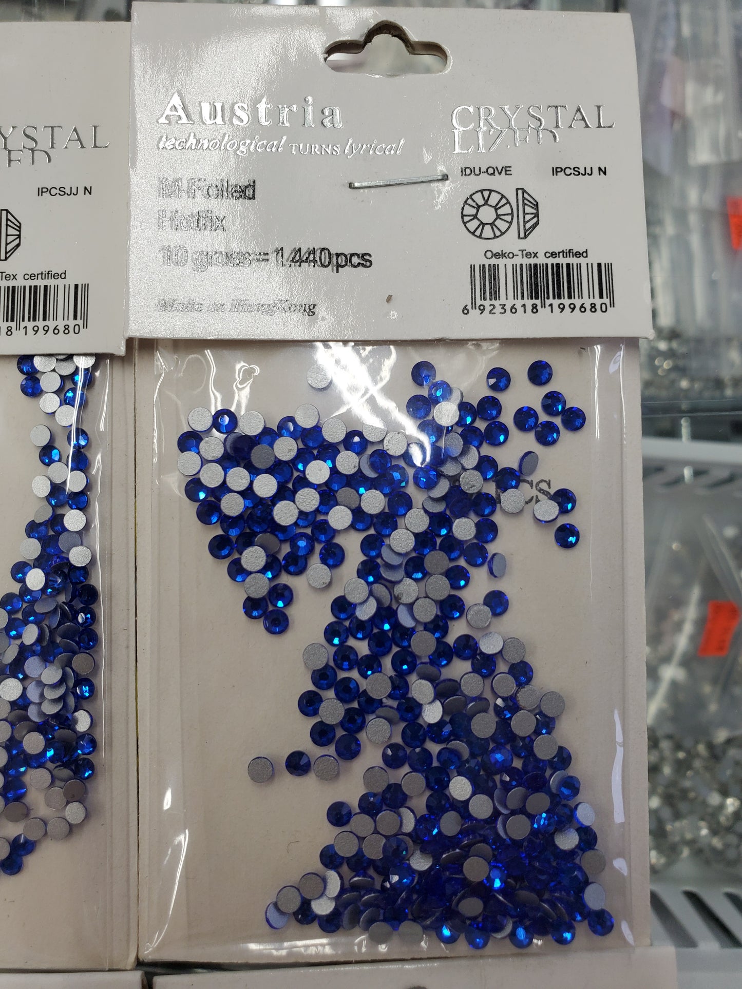 AUSTRIA CRYSTAL RHINESTONES